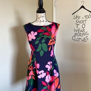 Beautiful casual dress.